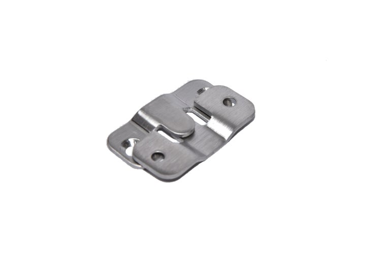 Ein zweiteiliger Metallverbinder zur stabilen Montage von Platten oder Paneelen.