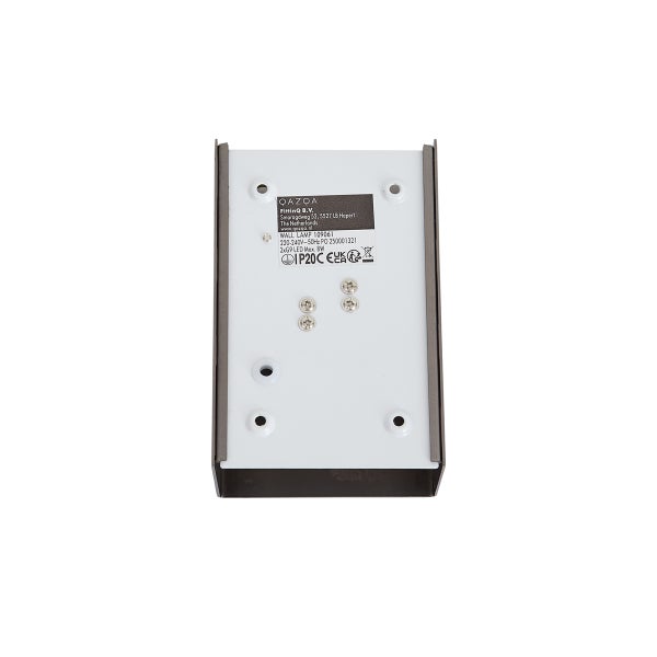 Rückseite einer Wandleuchte mit Schraubenlöchern und Herstellerinformationen