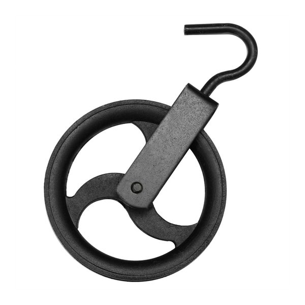 Eine Seilrolle aus Metall mit einem integrierten Haken zur Befestigung.