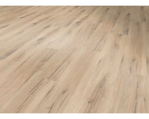 Nahaufnahme von Paneelen mit Holzstruktur, geeignet als Bodenbelag.