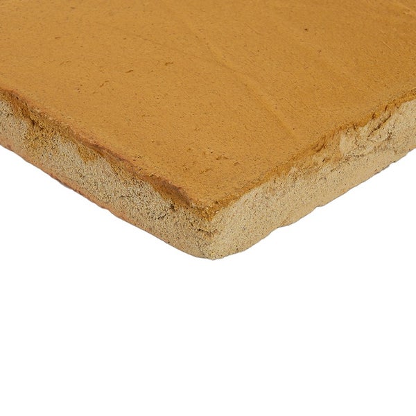 Quadratische Terrakotta Bodenfliese mit rustikaler Oberfläche für den Innenbereich
