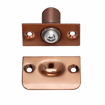 Einbau Schnäpper mit Kugel für Innentüren aus Metall, inklusive passendem Schließblech zur einfachen Montage.