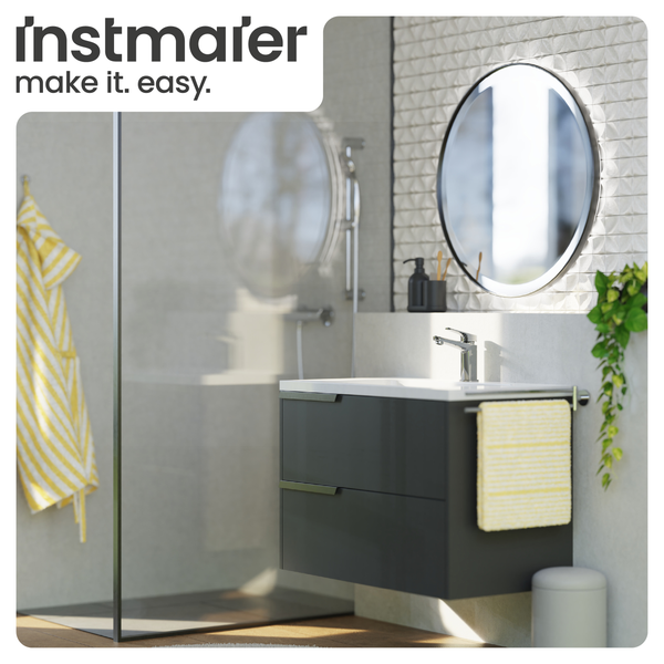 Badezimmer mit Instmaier Waschtisch, Spiegel und Dusche