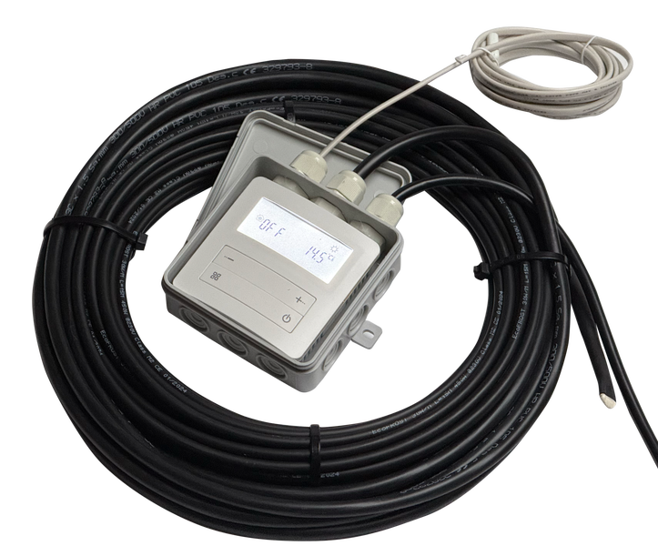 Frostschutz-Thermostat mit schwarzem Heizkabel und Temperaturfühler