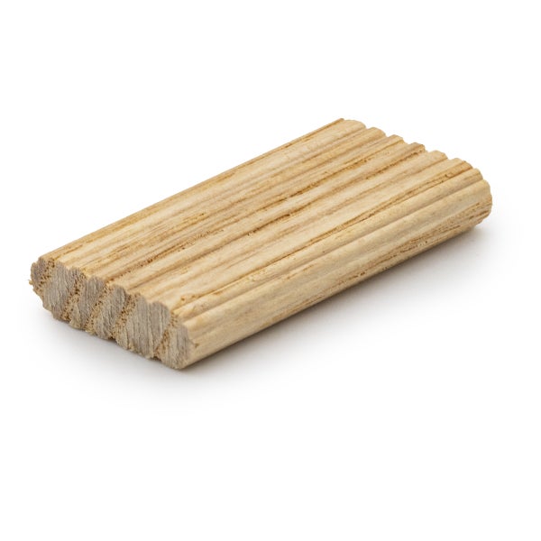 Flachdübel aus Holz mit Längsriffelung für stabile Holzverbindungen.