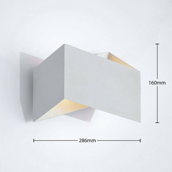 Moderne geometrische Wandleuchte mit Up-and-Down Lichteffekt, Breite 286 Millimeter, Höhe 160 Millimeter.