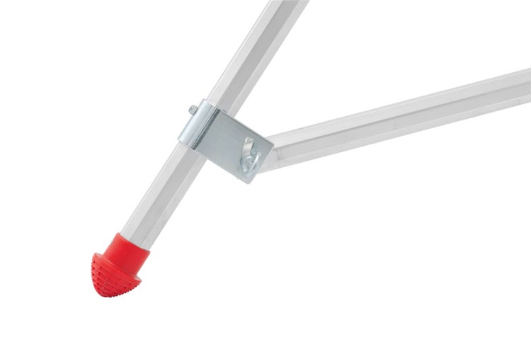 Detailansicht eines Gerüstfußes mit roter Gummikappe und Halterung