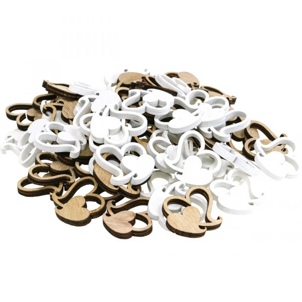 Dekorative Holzstreuteile in Herzform, einige davon bemalt