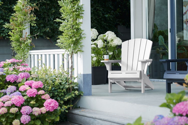 Keter Adirondack Troy wetterfester Gartensessel in Weiß
