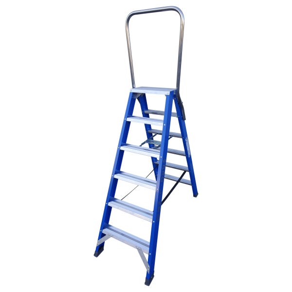 Trittleiter mit Haltebügel und sechs Stufen