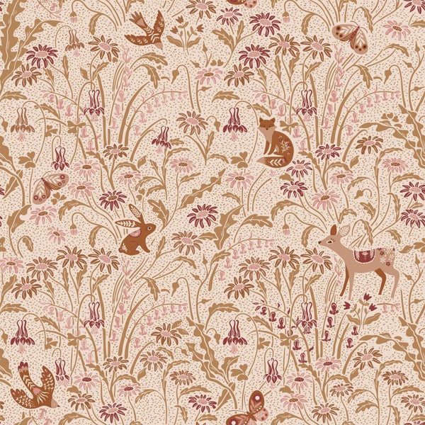 Vliestapete mit Waldmotiven wie Fuchs, Reh, Hase und Vögeln zwischen Blumen und Pflanzen im Folk-Art-Stil.