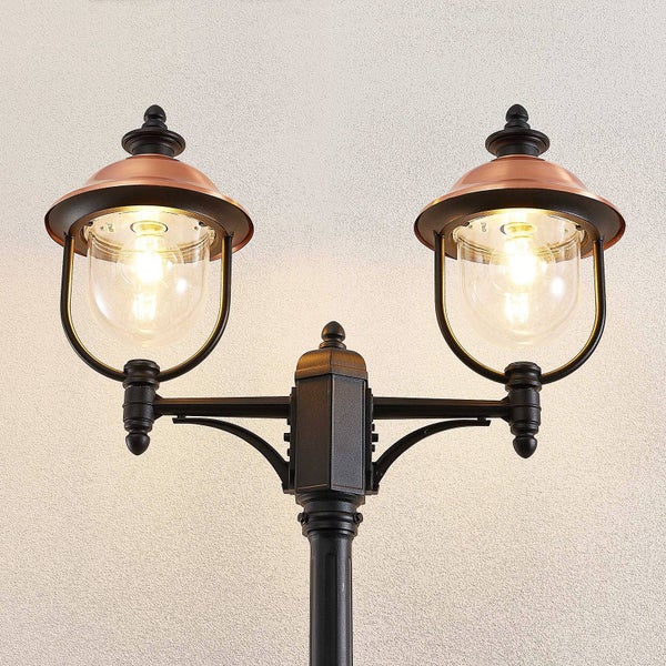 Lindby Mastleuchte außen Clint (spritzwassergeschützt (Retro, Vintage Antik) in Kupfer aus Aluminium (2 flammig E27) - Kandelaber Außenleuchte