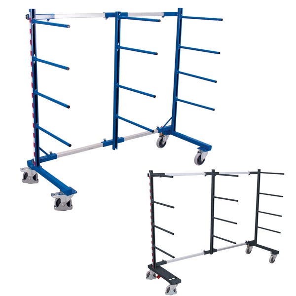 Mobiles Kragarmregal aus blauem Stahl mit vier Lenkrollen und verstellbarer Breite für die Lagerung von Langgut.
