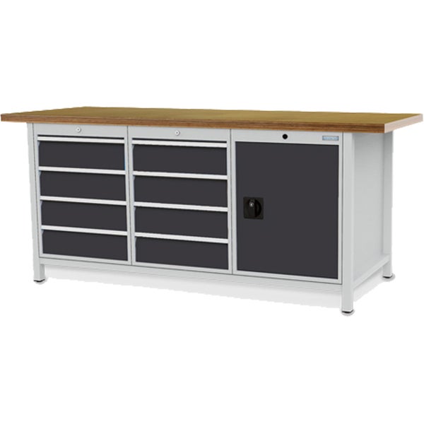 Aluminium-Transportbox in Silber mit strukturierter Oberfläche, zwei Verschlüssen und seitlichen Tragegriffen.