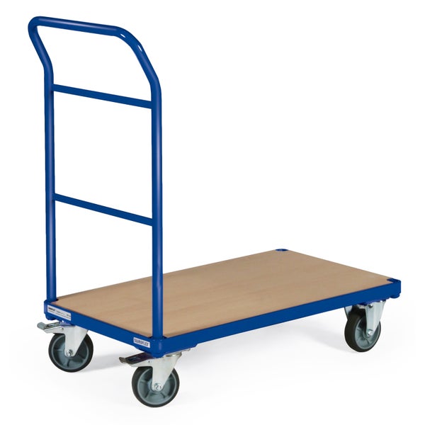 Blauer Plattformwagen mit Holzbrett