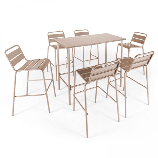 Modernes Garten-Barset aus Metall bestehend aus einem hohen rechteckigen Tisch und fünf Barhockern mit Lattenrückenlehnen.