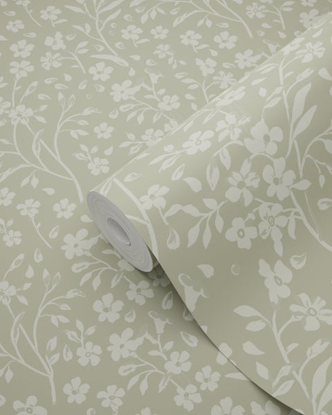 Vliestapete mit floralem Muster, kleine Blumen und Zweige auf einer Rolle