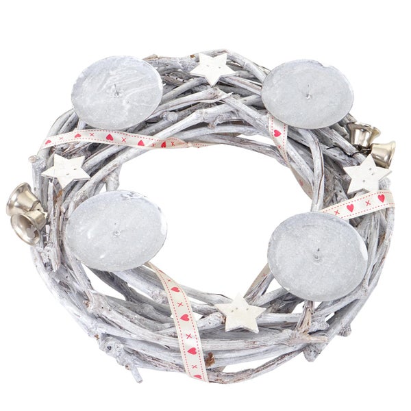 Adventskranz aus Zweigen mit Kerzentellern, Dekoband, Sternen und Glöckchen