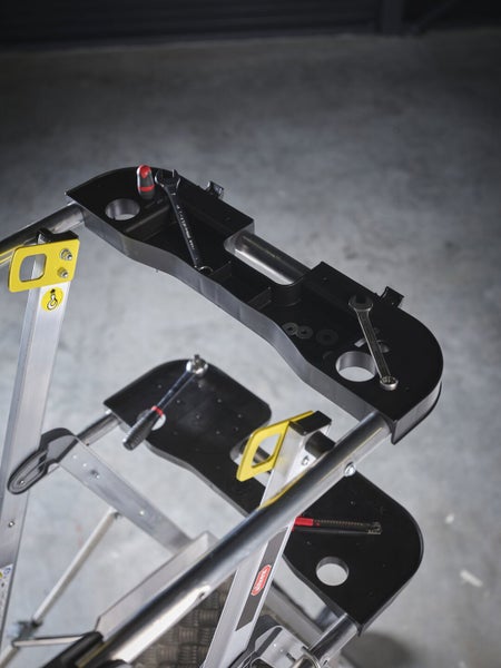 Werkplattform mit Werkzeugen