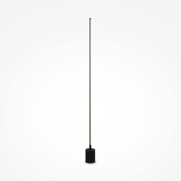 Schmale Stehlampe mit zylindrischem Fuß