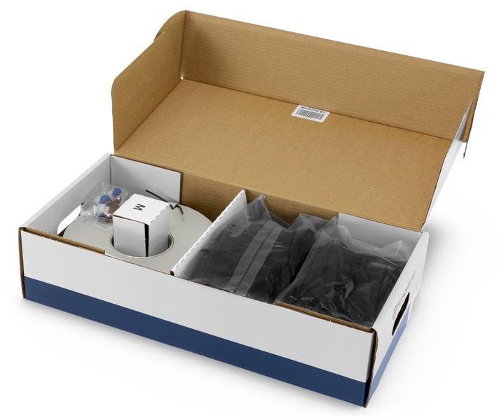 Offene Verpackung mit Befestigungsmaterialien