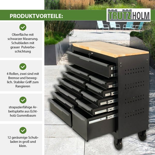Trutzholm Werkstattwagen mit 12 Schubladen, Arbeitsplatte aus Gummibaum und vier Rollen auf einer hellen, aufgeräumten Terrasse. Trutzholm Logo.
