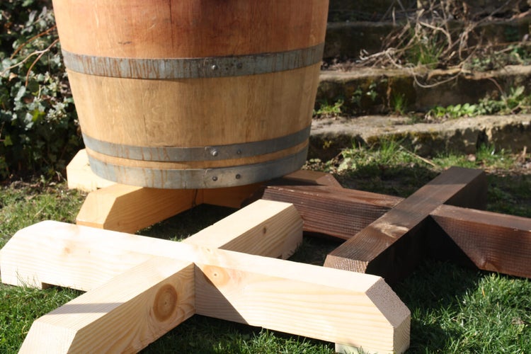 Holz-Regentonne 225 l Weinfass  mit Zubehör im Set