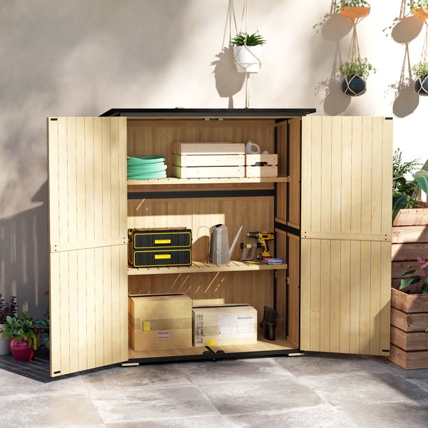 Offener Gartenschrank mit Regalen zur Aufbewahrung von Gartengeräten und -zubehör.
