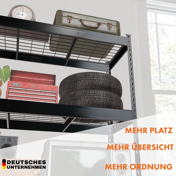 Schwarzes Regalsystem mit Uhr, Koffer, Werkzeugkasten und Reifen zur Aufbewahrung