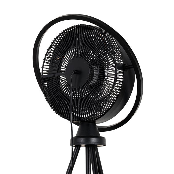 Schwarzer Bodenventilator aus Metall mit Stativ und rundem Gehäuse.