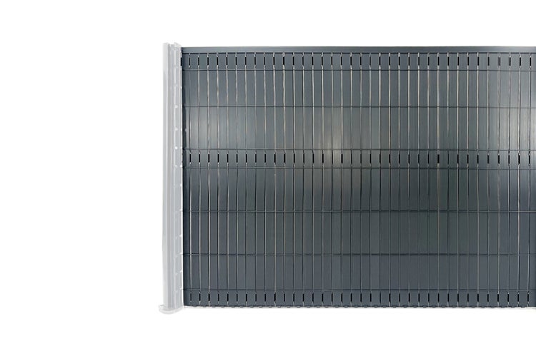 Doppelstabmattenzaun mit Zaunpfosten