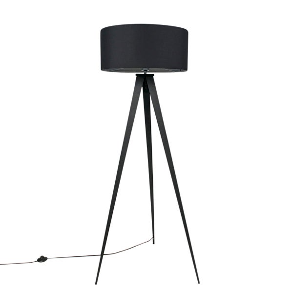 Stehleuchte mit Stoffschirm und dreibeinigem Stativ