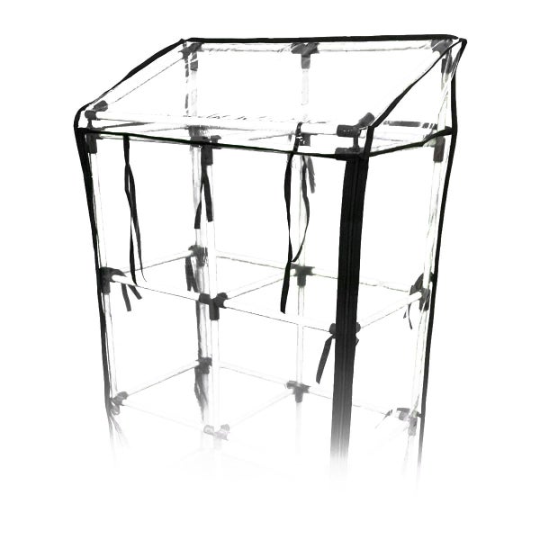 Kleingewächshaus mit transparenter Folie, schwarzem Gestänge und Pultdach, mehrere Ebenen.