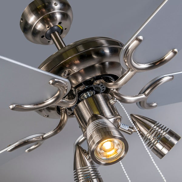 Deckenventilator mit Beleuchtung aus Metall und Kunststoff inklusive Zugschalter für die Deckenmontage
