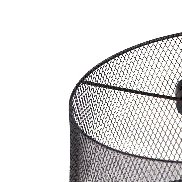 Detailaufnahme eines Lampenschirms aus Metalldraht