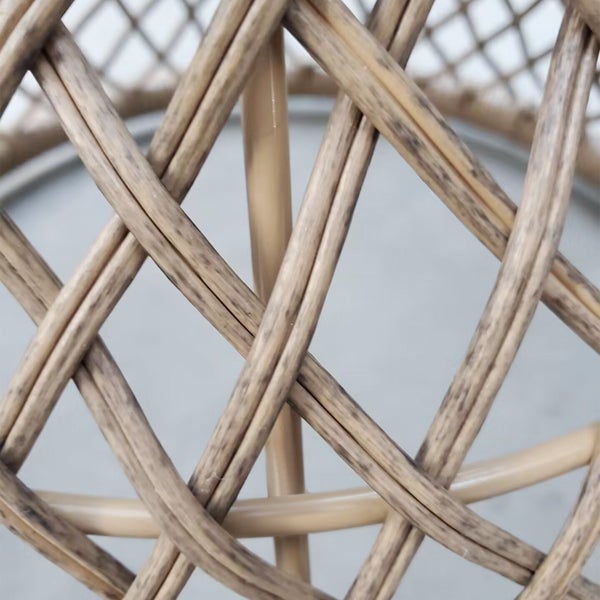 Outsunny Beistelltisch Rattan Gartentisch, 45 x 45 cm Couchtisch mit UV-Schutz, Balkontisch mit Tischplatte aus Sicherheitsglas, Kaffeetisch im Boho-Design, Braun