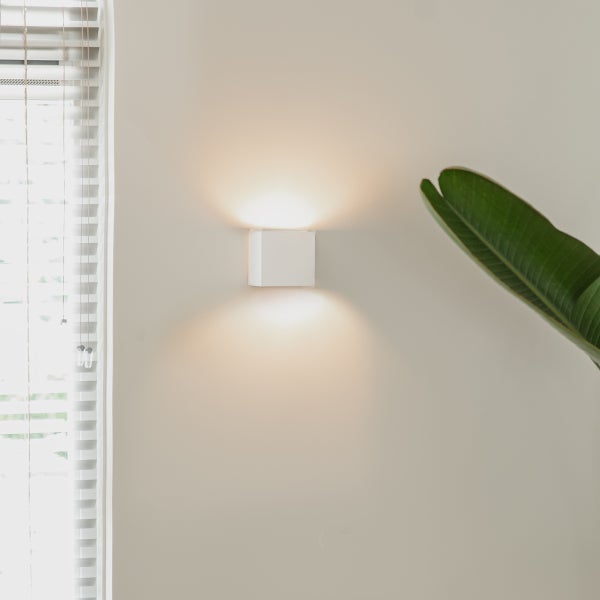 Moderne Wandleuchte weiß mit Lichteffekt - Kay Novo