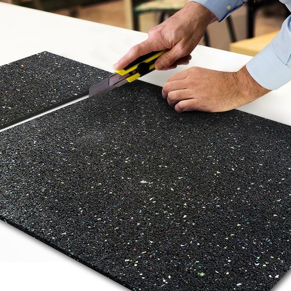 FLOORDIREKT Stallmatte aus Gummigranulat - für Stallböden - Vielseitige Nutzung - 1,97 cm Stärke - 62,5 x 500 cm