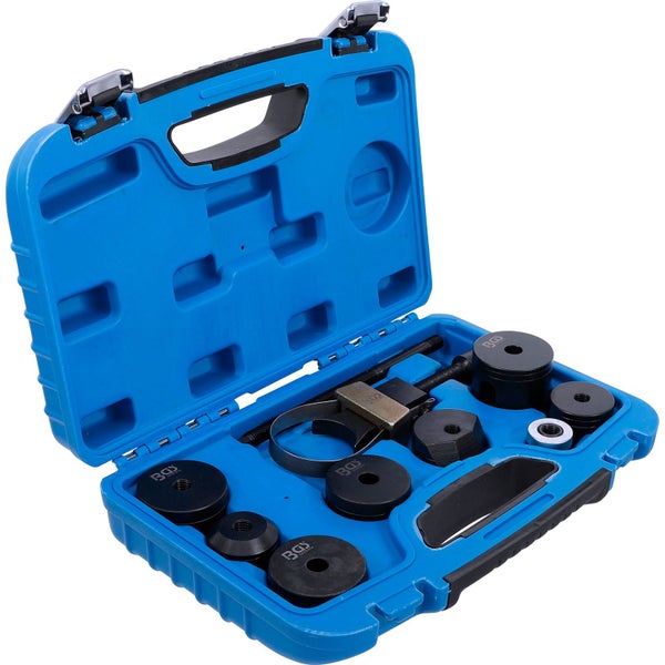 Werkzeugsatz im blauen Koffer