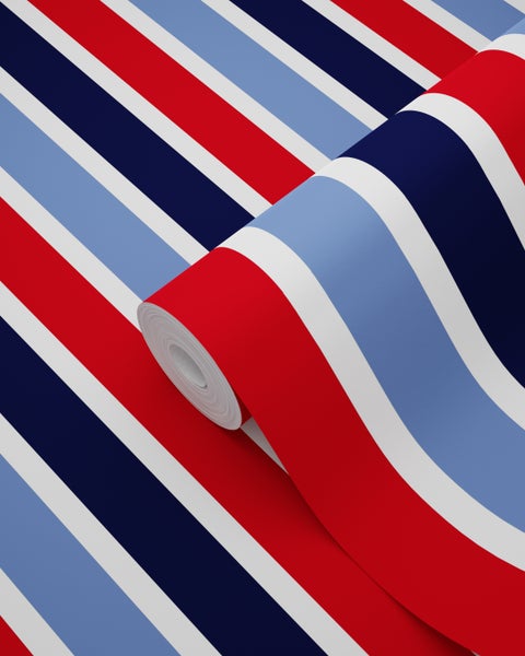 Tapetenrolle mit Streifenmuster