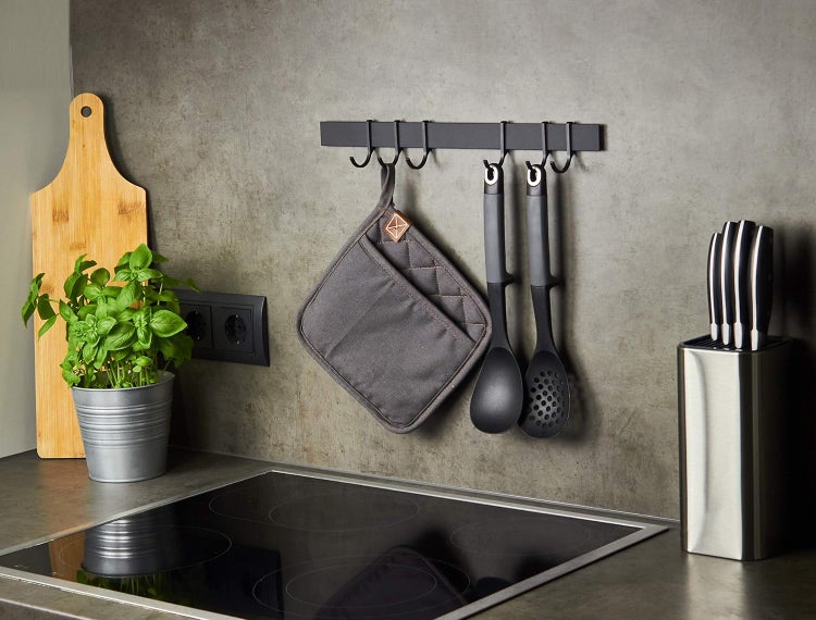 Designfabrik Hamburg Hakenleiste Küche selbstklebend Schwarz 40cm