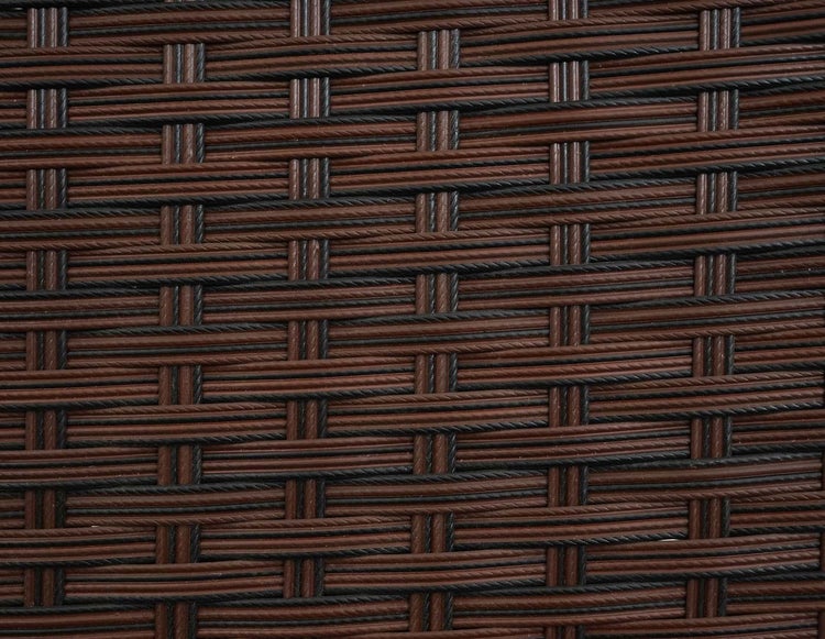 Nahaufnahme eines Polyrattan-Geflechts mit horizontaler und vertikaler Webstruktur.