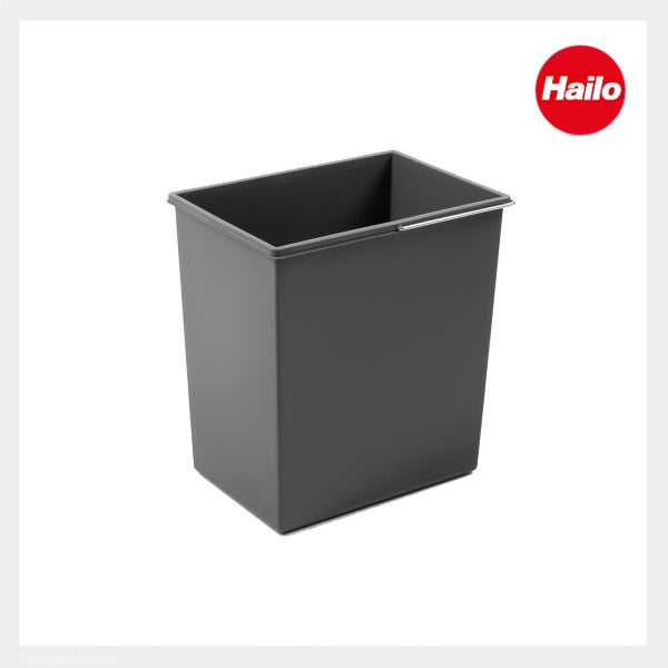 Hailo Logo. Grauer Abfalleimer aus Kunststoff mit Metallbügel.