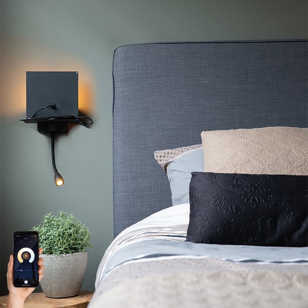 Smarte Wandleuchte schwarz mit USB und Flexarm inkl. WiFi G9 - Flero