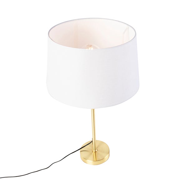 Tischleuchte mit weißem Lampenschirm und goldenem Fuß