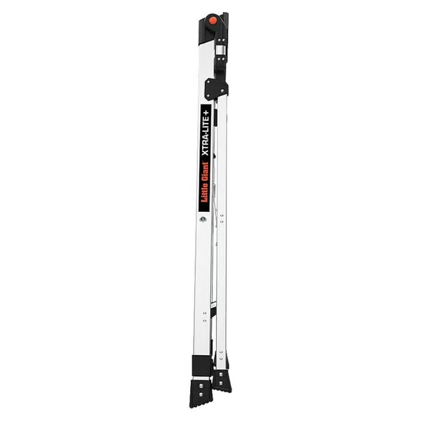 Zusammengeklappte Little Giant XTRA-LITE Plus Aluminiumleiter in der Seitenansicht