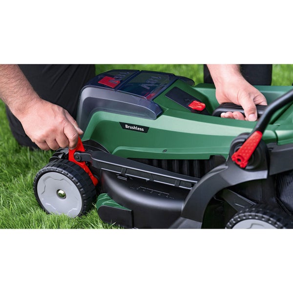Bosch Akku-Rasenmäher UniversalRotak 2x18V-37-550 - 06008B9E01