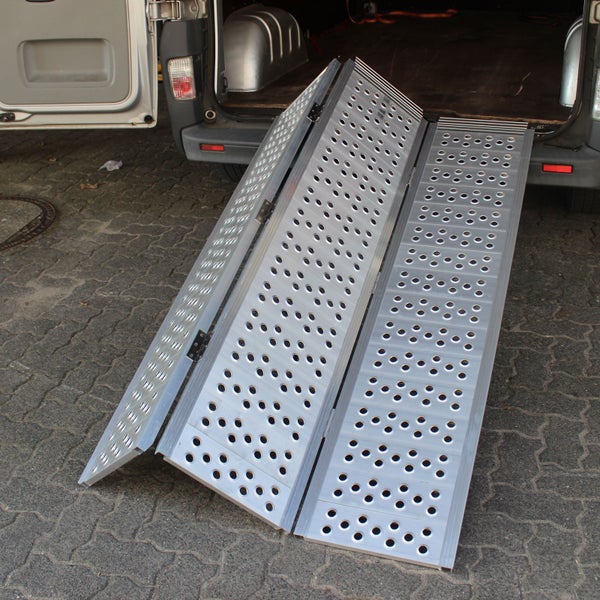 DREIBREIT by TRUTZHOLM 2-fach Auffahrrampe klappbar 175 cm 1020 kg Alu grau gelocht Verladerampe