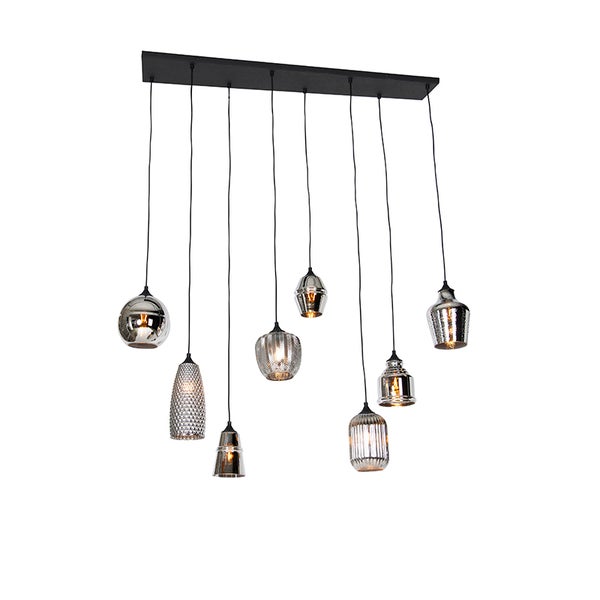 Hängelampe mit mehreren Glasschirmen an einer rechteckigen Aufhängung