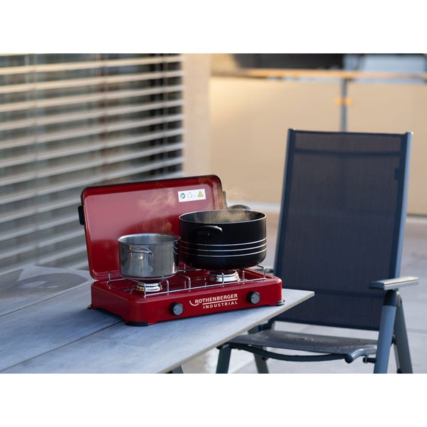 Doppelgaskocher mit Gasschlauch, Druckminderer und Gasanzünder